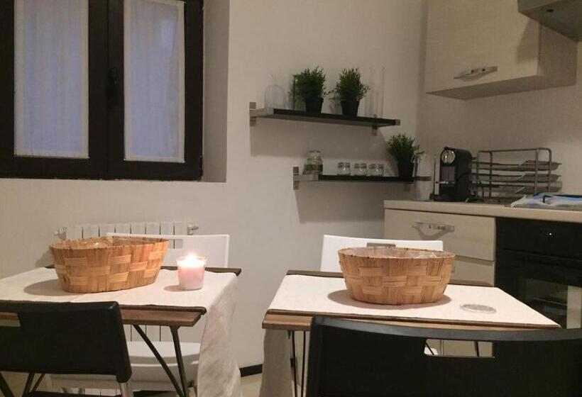 اتاق لوکس با بالکن, Ca  Del Borgo