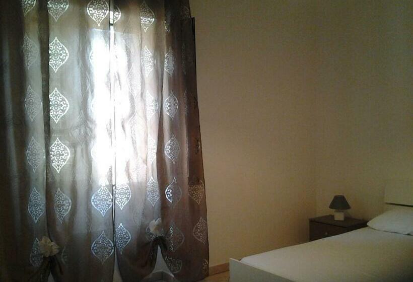 标准间, Mirage B&b