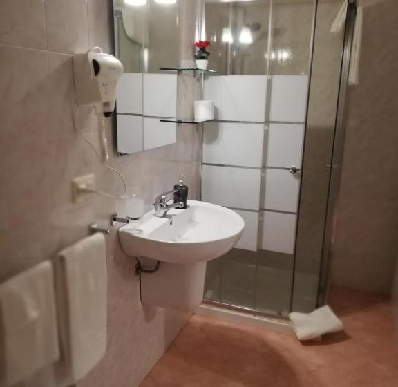 Номер Стандарт, Mirage B&b