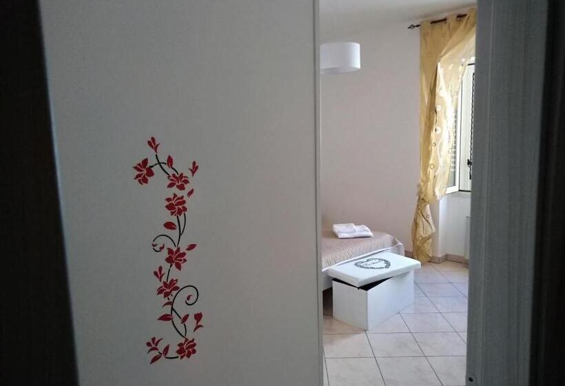 标准间, Mirage B&b