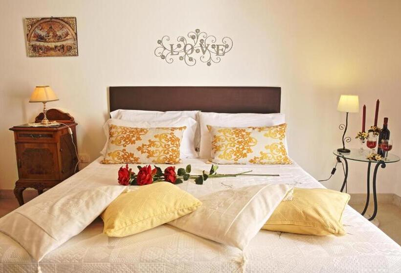Трехместный Номер Стандарт с Балконом, Suliscenti Dimora Siciliana B&b