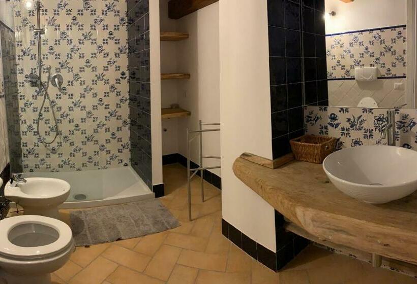 Номер Стандарт, B&b I 4 Sentieri