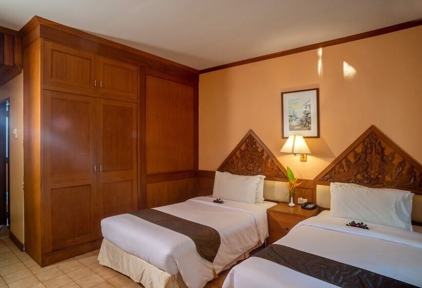 高级大房间, Aloha Resort