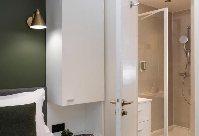 スーペリアールーム, Brady   Gare De L Est