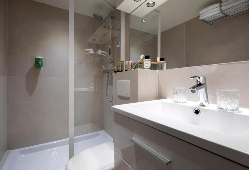 スーペリアールーム, Brady   Gare De L Est