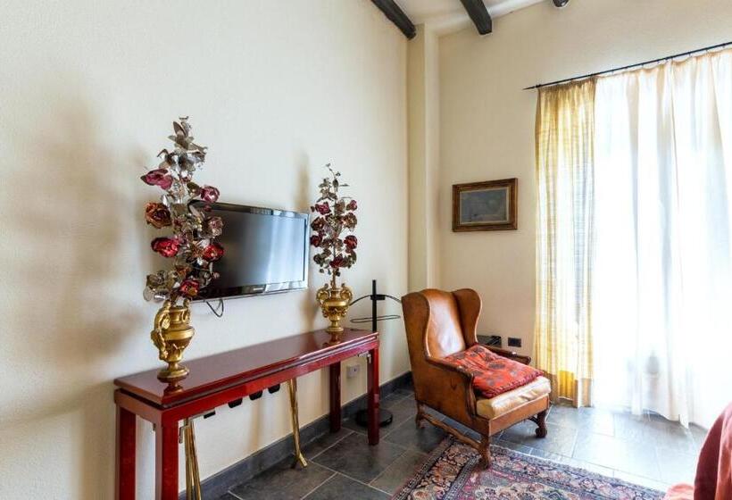 스탠다드 룸 킹사이즈 침대, Borgo Antico Xix Sec
