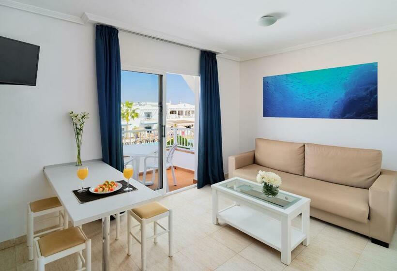 Apartamento 1 Dormitório Vista Piscina, Arena Beach