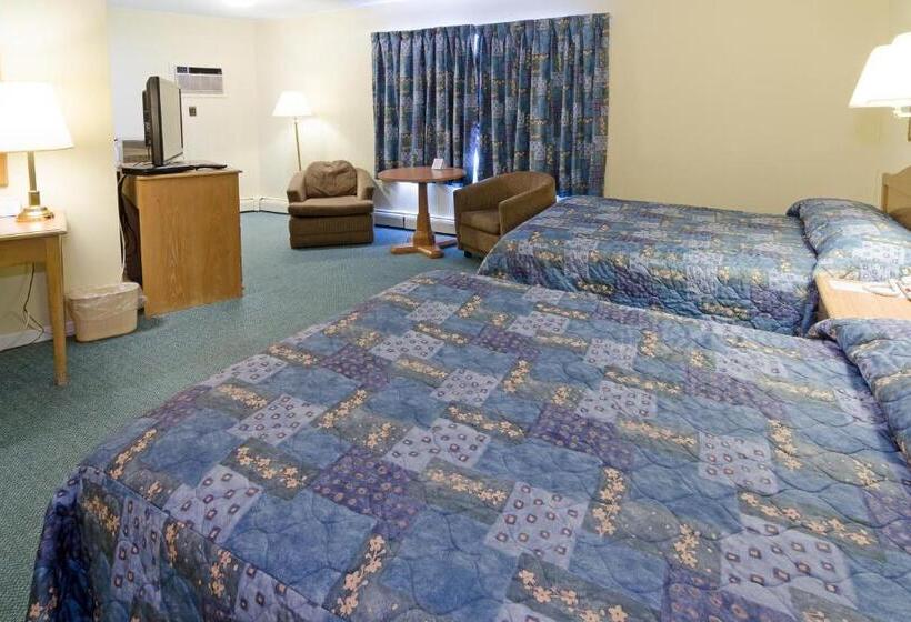 带2个双人床的标准工作室, Coastal Inn   Kingfisher