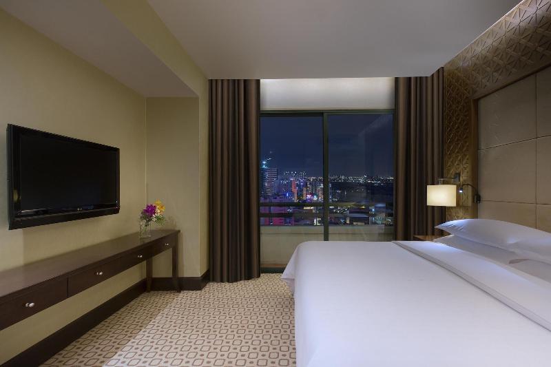 سوییت, Sheraton Saigon Grand Opera