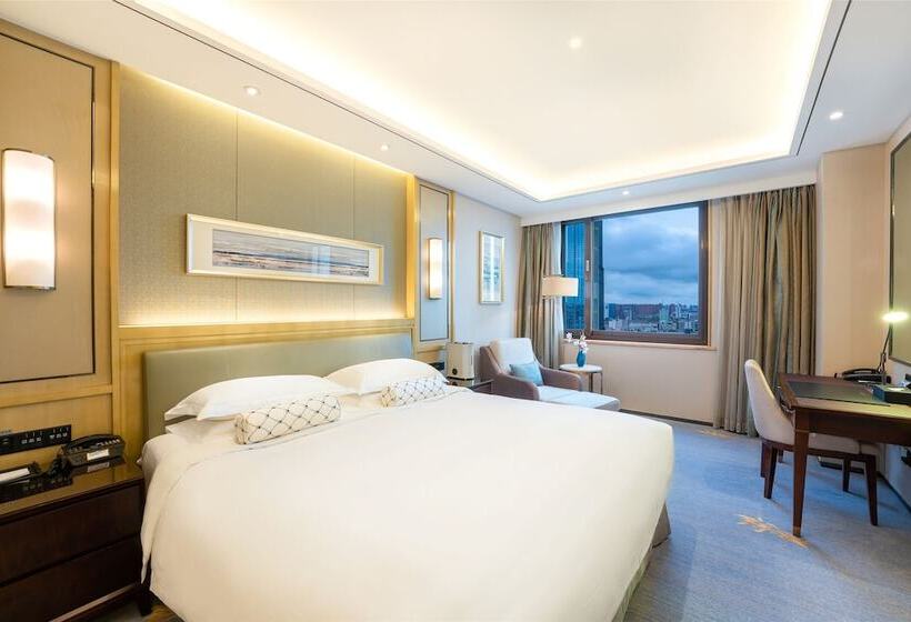 سوییت اجرایی, Yunzen Jinling World Trade Plaza