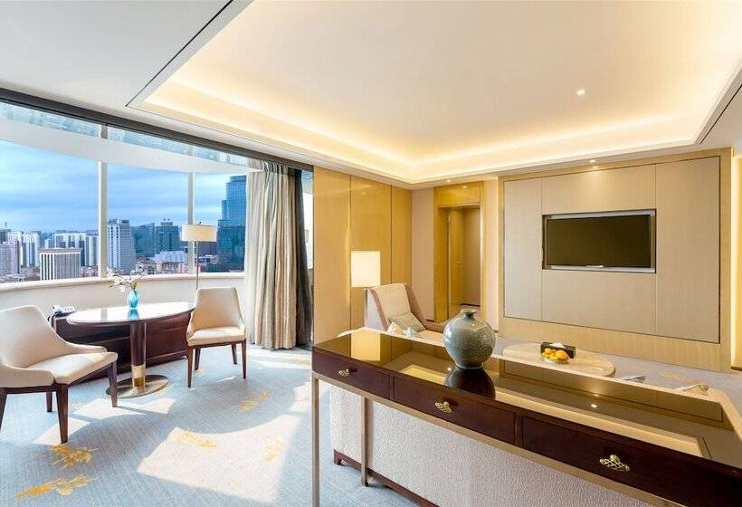سوییت اجرایی, Yunzen Jinling World Trade Plaza