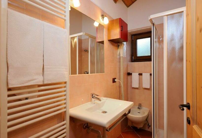 آپارتمان 2 خوابه, Chalet Dei Pini