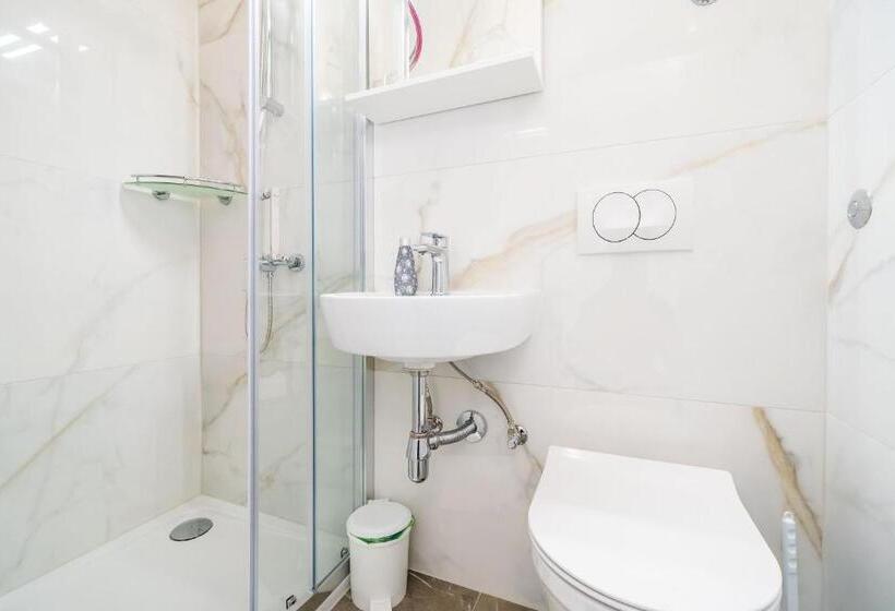 آپارتمان 1 خوابه با چشم‌انداز باغ, Rooms & Apartments Barišić