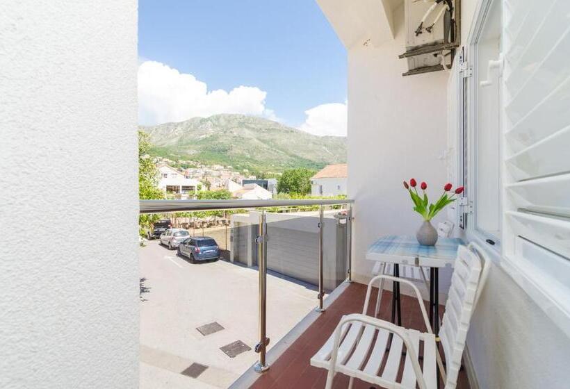 آپارتمان راحتی 1 خوابه, Rooms & Apartments Barišić