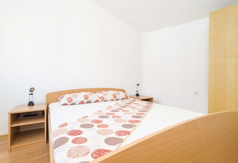 آپارتمان راحتی 1 خوابه, Rooms & Apartments Barišić