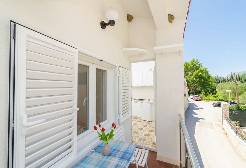 آپارتمان راحتی 1 خوابه, Rooms & Apartments Barišić