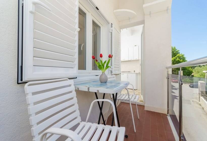 آپارتمان راحتی 1 خوابه, Rooms & Apartments Barišić