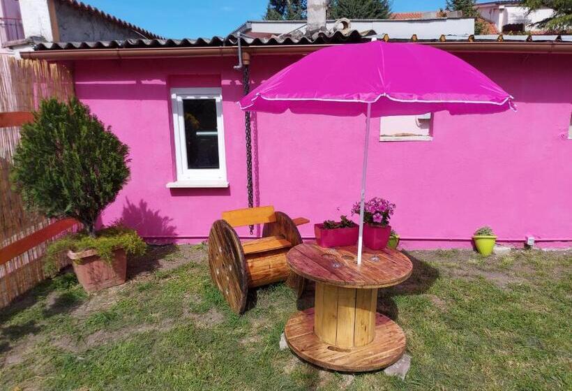 ویلای 3 خوابه, B&b Frontepista