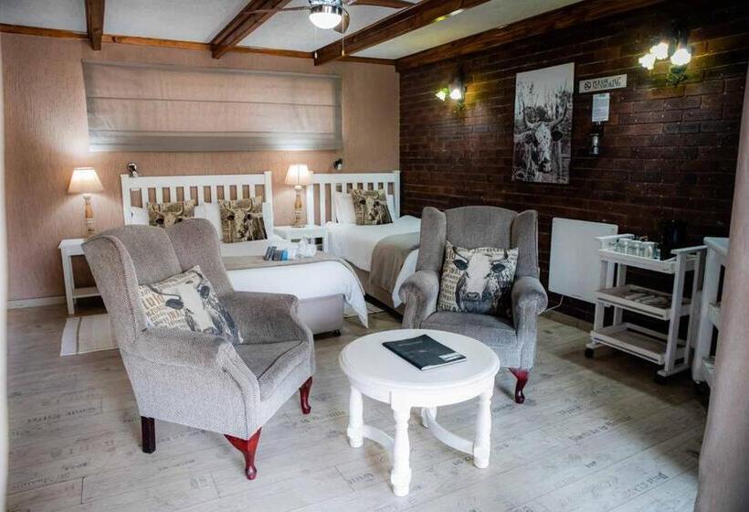 Семейный Номер, Greenfields Guesthouse & Restaurant