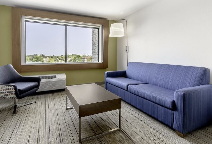适合残疾人士使用的套间, Holiday Inn Express Milwaukee West Allis By Ihg