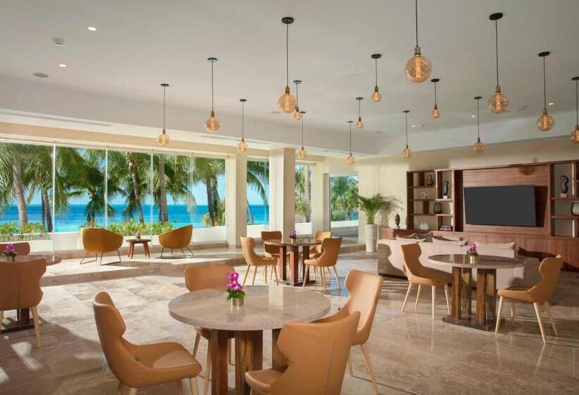Номер Клуб Вид на Море, Dreams Sands Cancun Resort & Spa