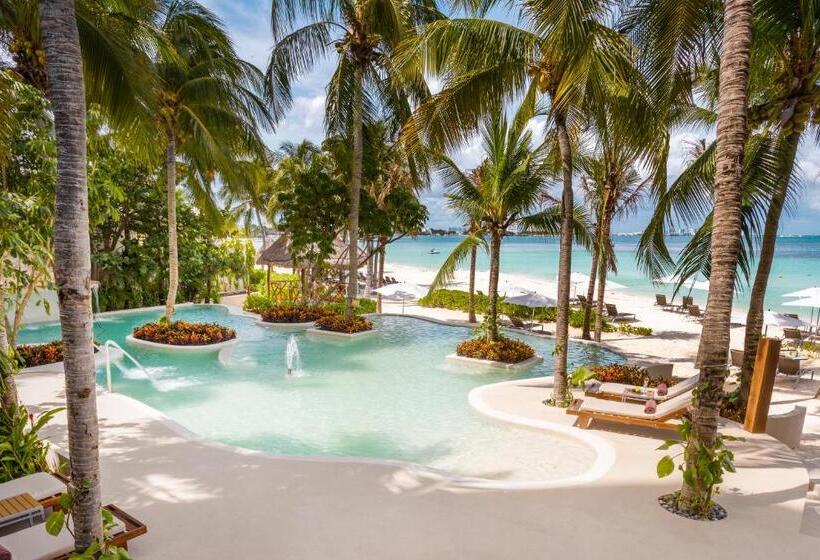 Полулюкс, Dreams Sands Cancun Resort & Spa