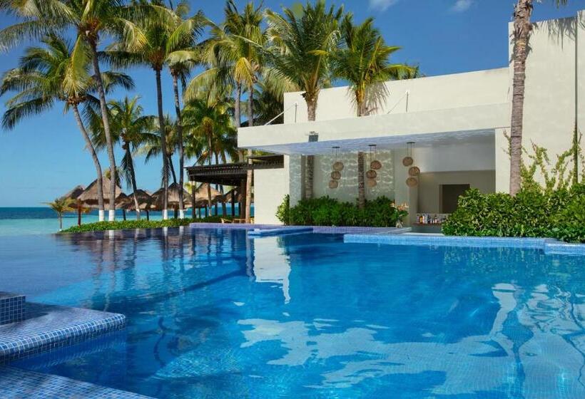 Номер Premium Боковой Вид на Море, Dreams Sands Cancun Resort & Spa