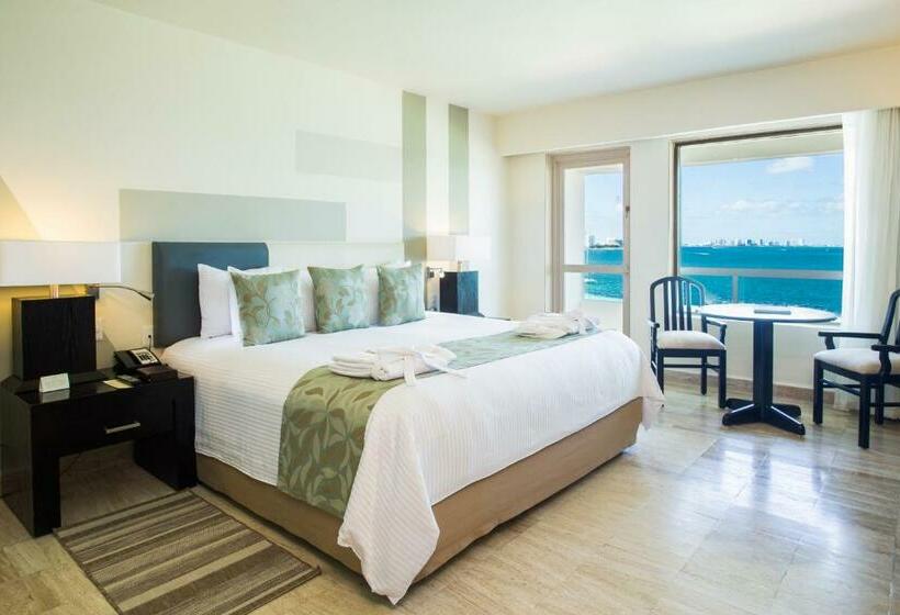 Номер Deluxe Вид на Море с Балконом, Dreams Sands Cancun Resort & Spa