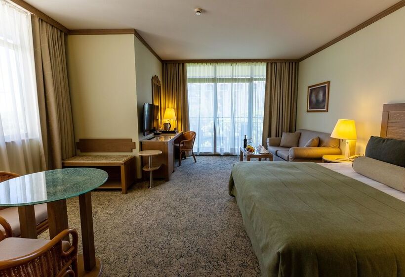 Люкс, Gloria Verde Resort