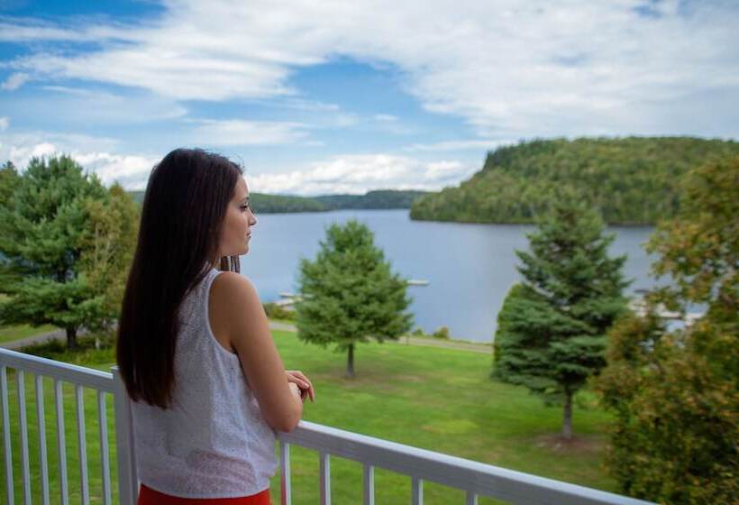 Номер Стандарт 2 Двуспальные Кровати, Auberge Du Lacal Eauclaire