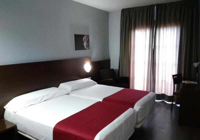 キングサイズベッドのスタンダードルーム, Doubletree By Hilton Montreal