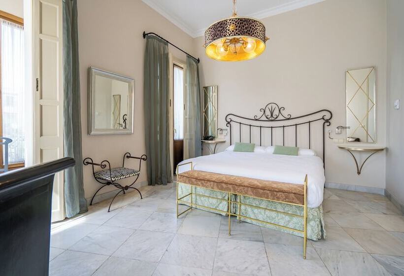 חדר סופריור, Yit Casa Grande