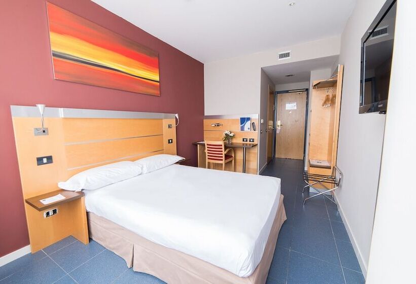 اتاق عادی, Sotel Nomentana Roma