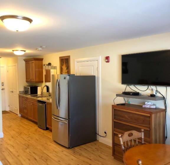 带阳台套房, Muskoka Lakes Hotel And Resorts