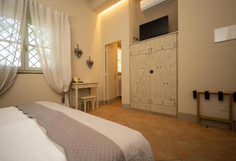 اتاق استاندارد, Vecchio Granaio