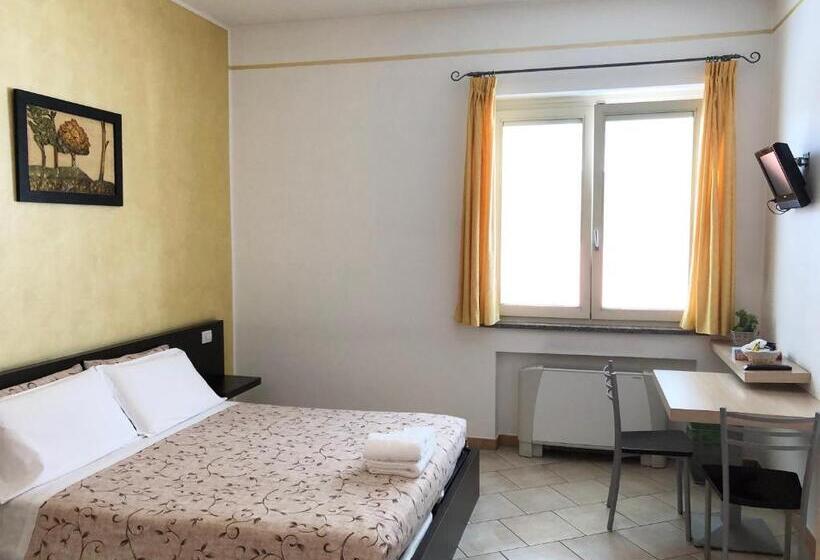 اتاق استاندارد سه نفره, La Siesta Bed&residence