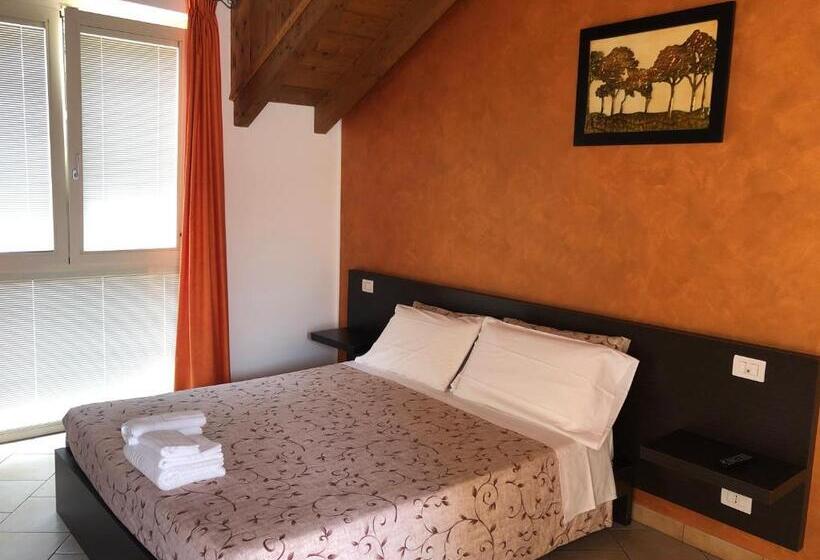اتاق استاندارد سه نفره, La Siesta Bed&residence