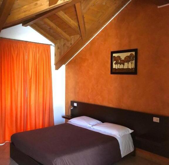 اتاق استاندارد سه نفره, La Siesta Bed&residence
