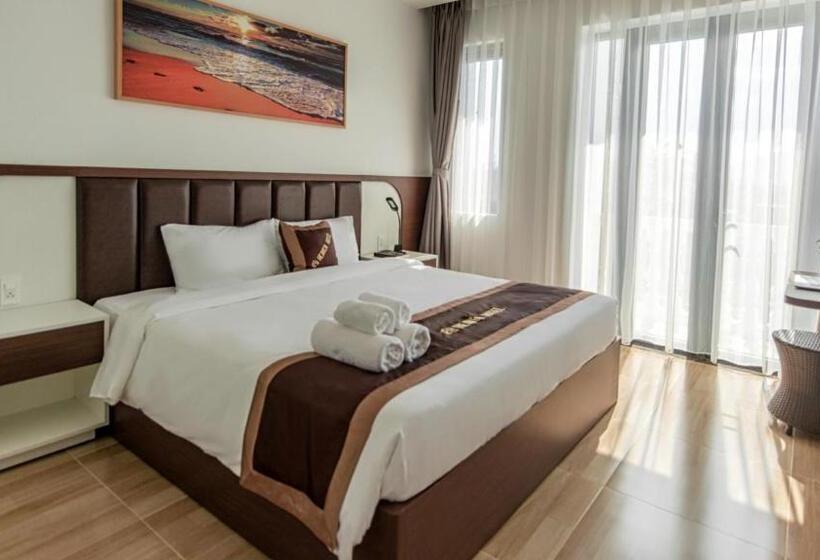 سوئیت جونیور با تراس, Heaven Villa Hotel Nha Trang