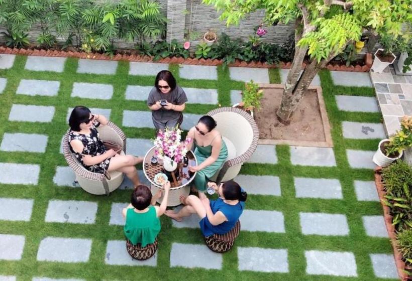 سوئیت جونیور با تراس, Heaven Villa Hotel Nha Trang