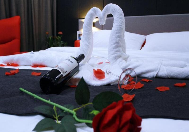 Romantic Room, Thank Inn Chain Hotel Guangdong Qingyuan Fogang County 106 National Road