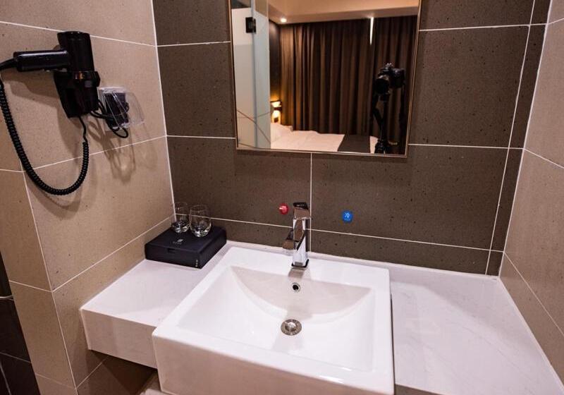 Номер Комфорт, Thank Inn Chain Hotel Guangdong Qingyuan Fogang County 106 National Road
