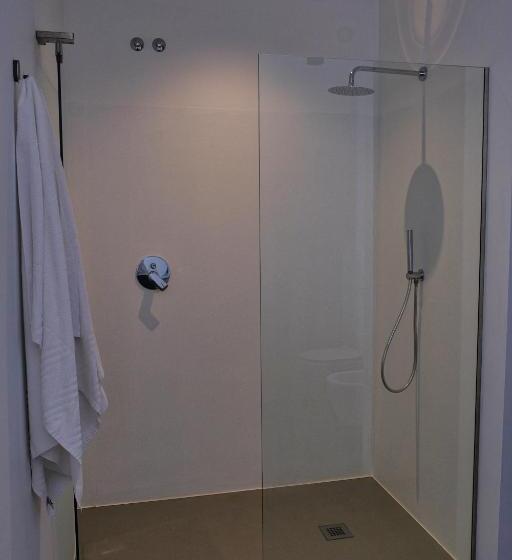 آپارتمان لوکس 1 خوابه, Amare Suite & Apartments
