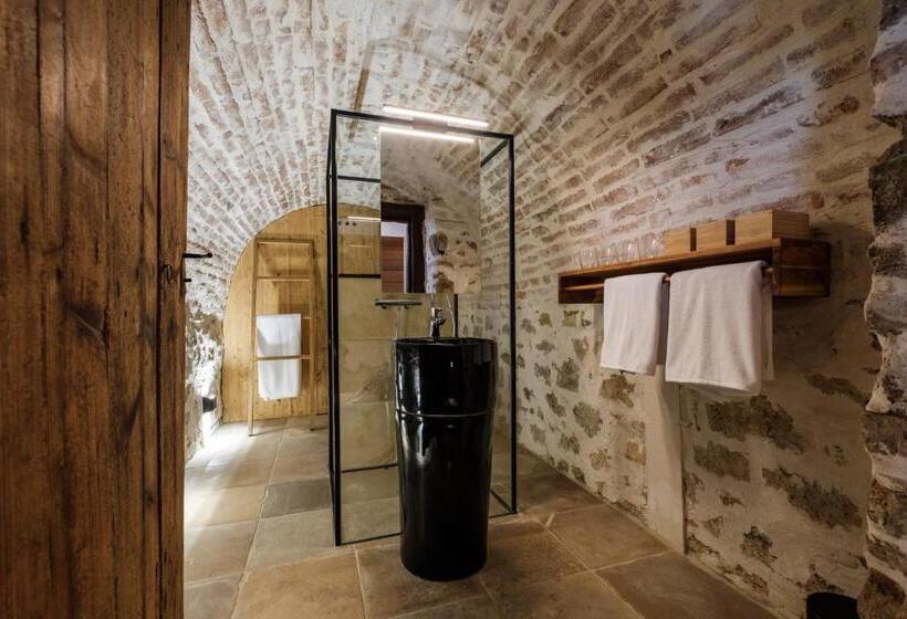 اتاق استاندارد, Almalomb Apartman