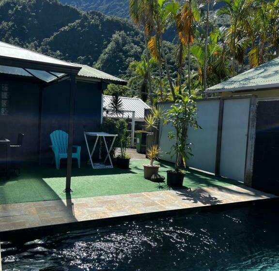 بانگلوی استاندارد 2 خوابه, L Améthyste   Bungalow De Charme