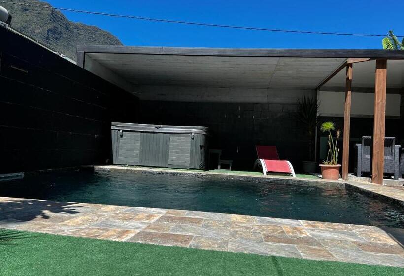 بانگلوی استاندارد 2 خوابه, L Améthyste   Bungalow De Charme