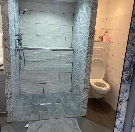 بانگلوی استاندارد 2 خوابه, L Améthyste   Bungalow De Charme