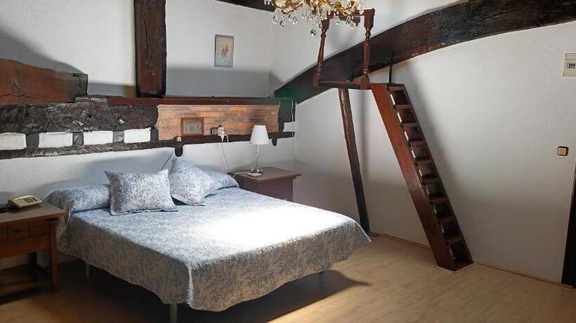 סוויטה, Hosteria De Quijas