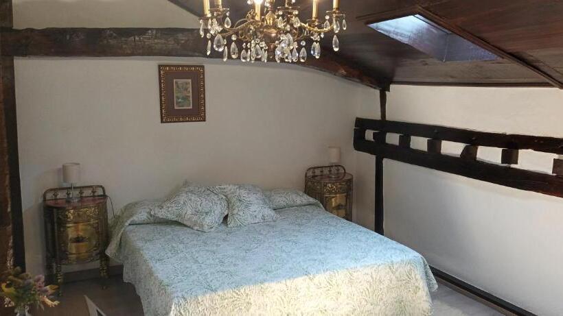 Люкс, Hosteria De Quijas
