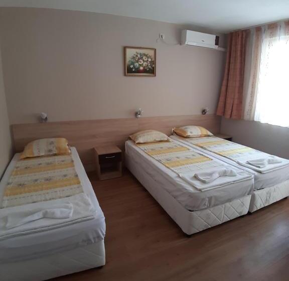 חדר סטנדרט לשלושה, Guest House Diamandievi